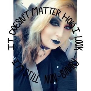 Meet your Posher, Maxyne